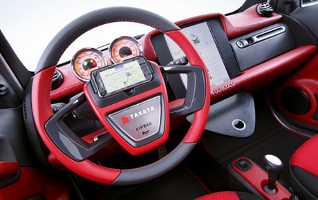 The Dock+Go concept sees the driver's NFC phone nesting in the centre of the steering wheel