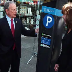 NEW YORK: Mayor Bloomberg tries out a Muni-Meter