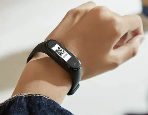 smart band on wrist