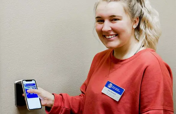 South Dakota State University student uses NFC ID iphone