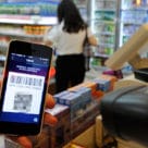 Smartphone making QR mobile payment in China