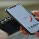 Tubolito app on smartphone scanning NFC inner tube