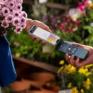 US merchant using Apple iPhone to accept contactless payment
