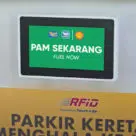 Shell fuel pump offering hands-free contactless payments with RFID