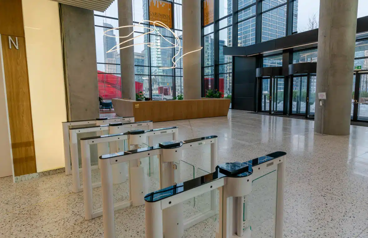 Contactless mobile access control gates at
Warsaw skyscraper