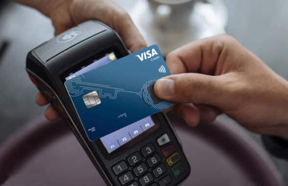 Sella contactless biometric credit card